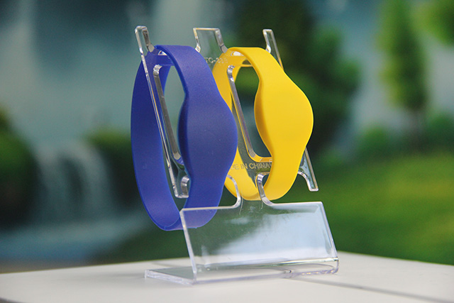 為什么滴膠卡在醫(yī)院用卡中占主導地位