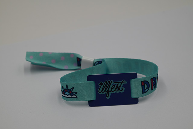 掃碼桌牌點餐！