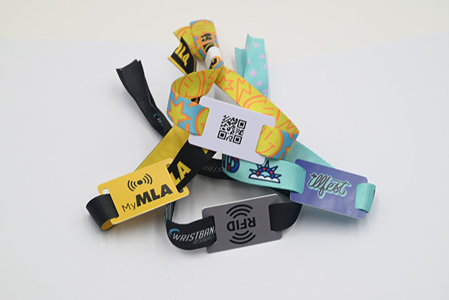 海口市公交PVC卡實現24小時全天候自助充值