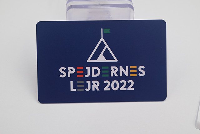 磁條型門(mén)禁卡是怎么制作的？